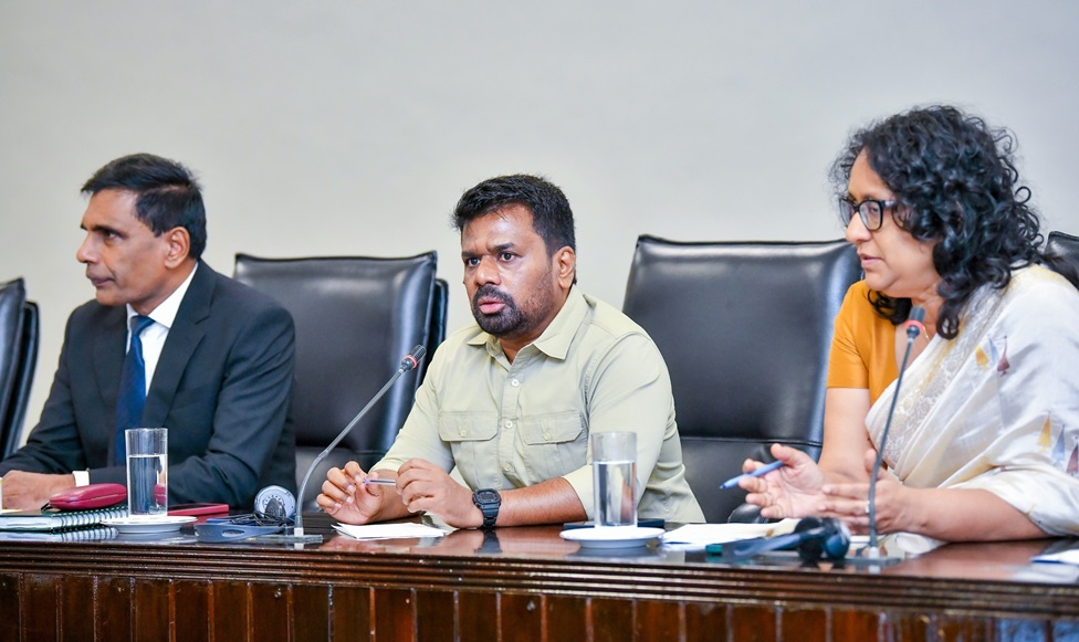 අයහපත් කාලගුණයෙන් මිය ගිය පුද්ගලයින්ගේ සමීප ඥාතීන්ට මිලියන බැගින් වන්දි ගෙවන ලෙස ජනපතිගෙන් නියෝග