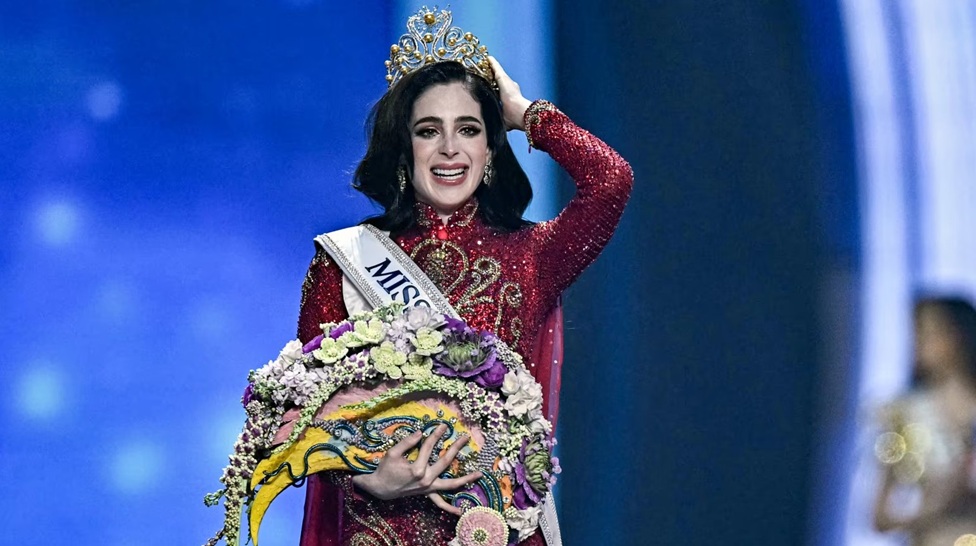 Miss Universe winner 2025: මෙක්සිකෝවේ ෆාතිමා බොෂ් ​​විශ්ව රූ රැජින ලෙස කිරුළු පළඳී