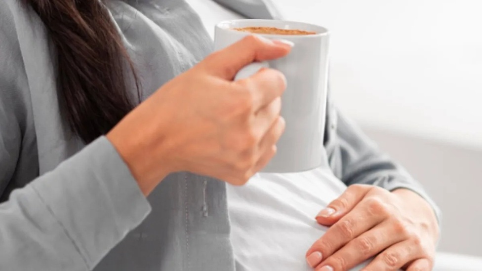 ගර්භණී සමයේදී සෙම්ප්‍රතිශ්‍යාව ඇති විට ඉඟුරු, මී පැණි හෝ ඖෂධීය තේ ආරක්ෂිතද?