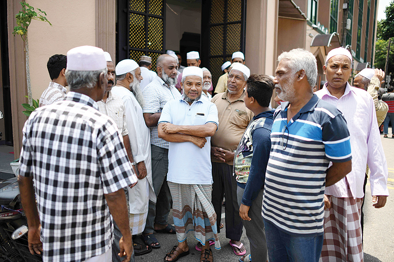 සිංහල ජනගහන වර්ධනය පහළට – මුස්ලීම් ජනගහනයේ වාර්තාගත වර්ධනයක්
