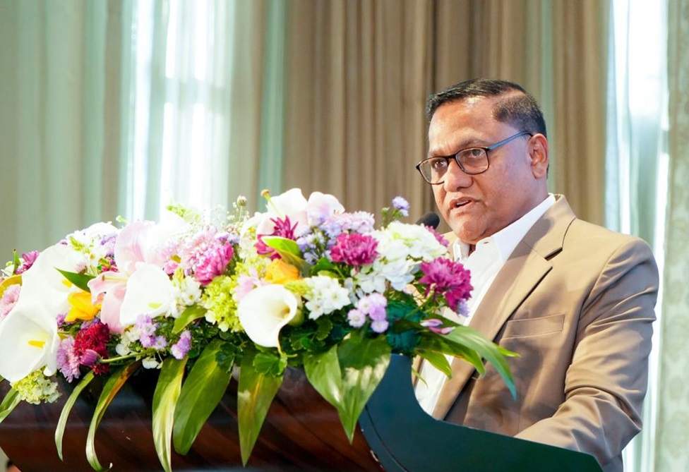 ඉන්දියානු ආයෝජකයින්ට සහ චිත්‍රපට නිෂ්පාදකයින්ට ඇමැති විජිත කළ ආරාධනය