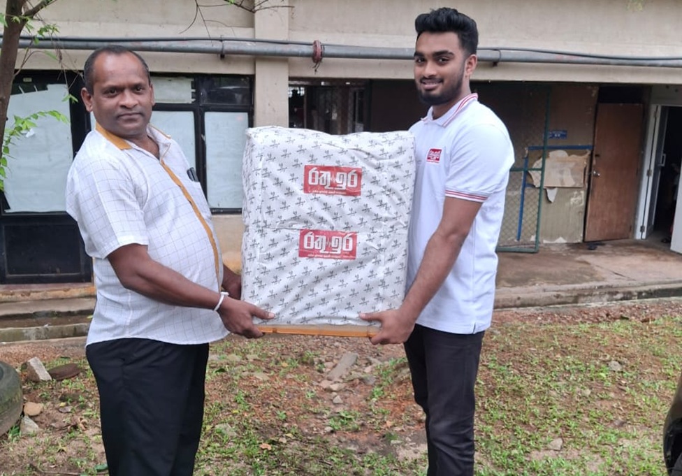 ආපදාවට පත් කඩුවෙළ ජනතාවට සහන සැලසීමට ‘Agroventures’ සමූහයේ ‘රතු ඉර’ ජාතික පුවත්පත ද එක්වෙයි