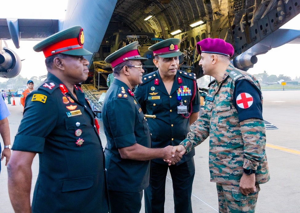 මුදා ගැනීමේ සහ සහන කටයුතු සඳහා සහාය වීමට ඉන්දියානු හදිසි වෛද්‍යාධාර ශ්‍රී ලංකාවට