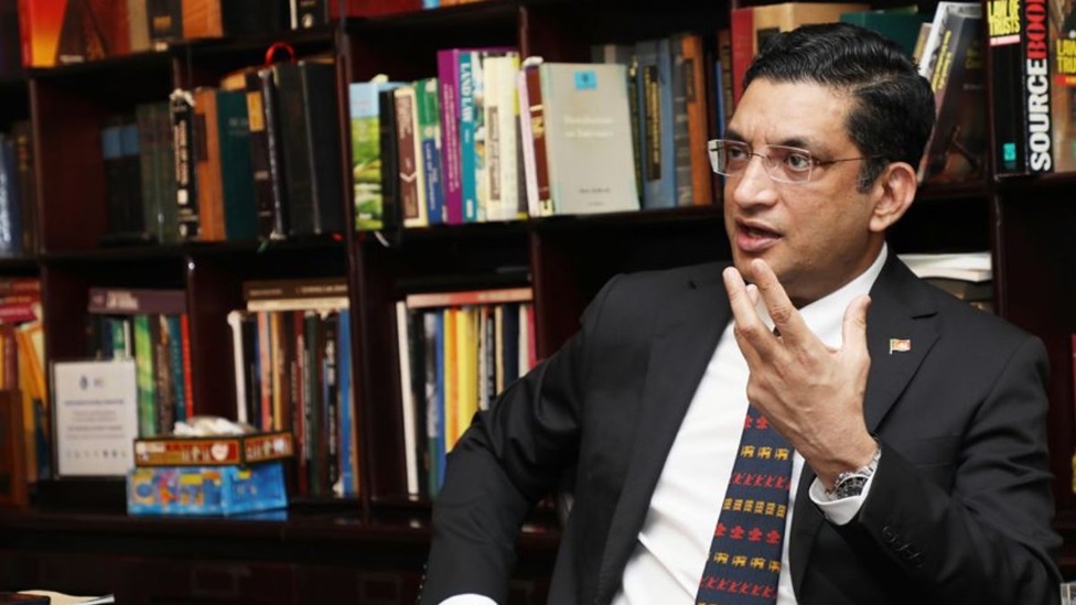 “කිසි විටෙකත් අර්බුදයක් නාස්ති නොකරන්න” – හිටපු විදේශ ඇමති අලි සබ්‍රි පරිවර්තනීය වෙනසක් ඉල්ලා සිටී