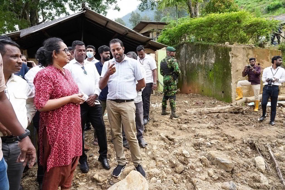 අගමැති හරිනි සහ NBRO විද්‍යාඥයින් අතර බදුල්ලේදී විශේෂ සාකච්ඡාවක්