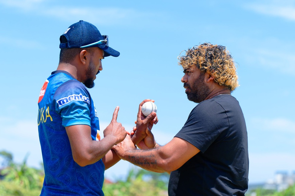 ශ්‍රී ලංකා කණ්ඩායමේ වේග පන්දු උපදේශක තනතුර ලසිත් මාලිංගට