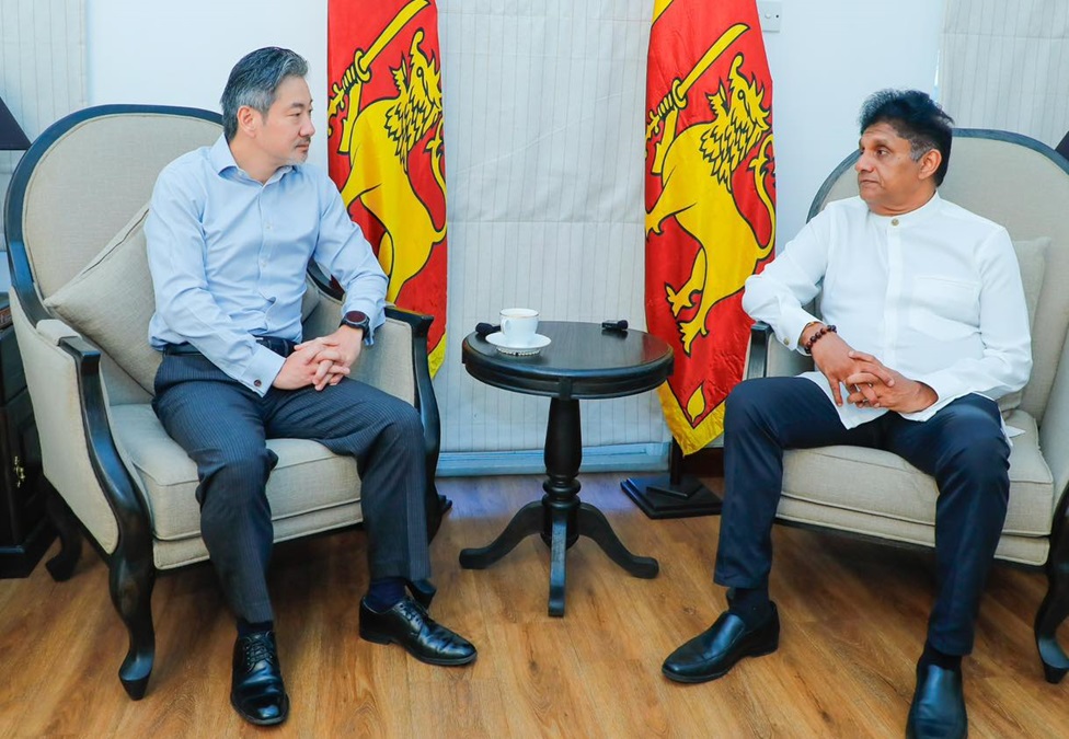 විපක්ෂ නායක සජිත් සහ ආසියානු සංවර්ධන බැංකුවේ මෙරට නියෝජිත අතර හමුවක්