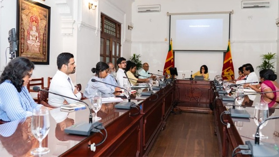 දත්ත රැස් කිරීමට ජන සහභාගීත්වය සහිත විධිමත් ක්‍රමවේදයක් අවශ්‍යයි – අගමැති හරිනි