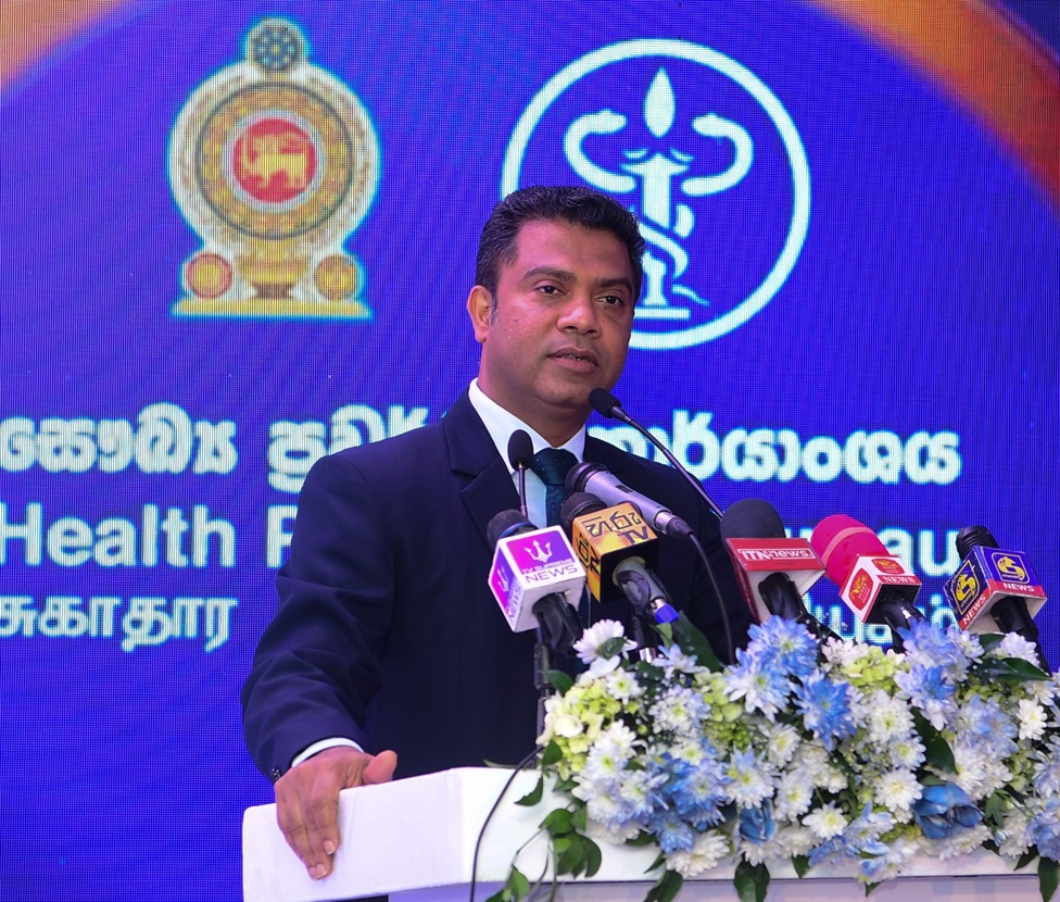 රූපවාහිනී විකාශන බලපත්‍ර කොන්දේසි: ජනමාධ්‍ය අමාත්‍යවරයාගෙන් අනතුරු ඇඟවීමක්