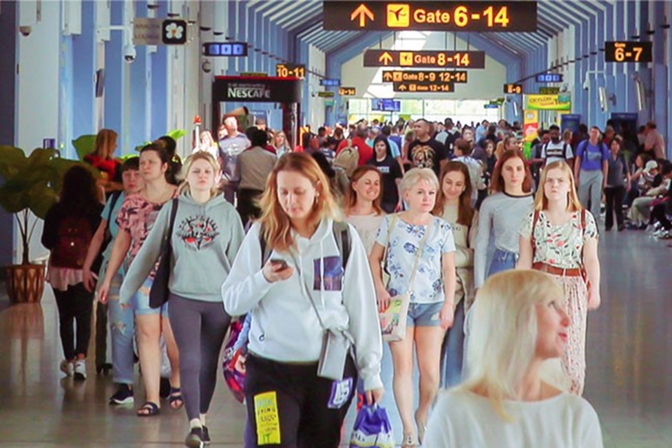 ශ්‍රී ලංකාව සංචාරක ව්‍යාපාරයේ වාර්තා අලුතින් ලියයි