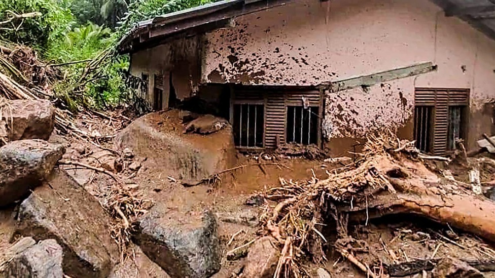 දිට්වා සුළි කුණාටුවේ බලපෑම – පවුල් 2109ක අයත් පුද්ගලයින් 6413ක් තවමත් ආරක්ෂිත මධ්‍යස්ථානවල