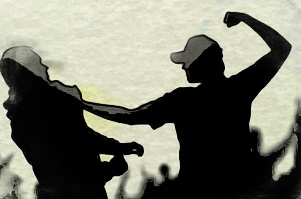 දැන්වීම් නිර්මාණකරුට පහර දුන් රංගන ශිල්පියා අත්අඩංගුවට