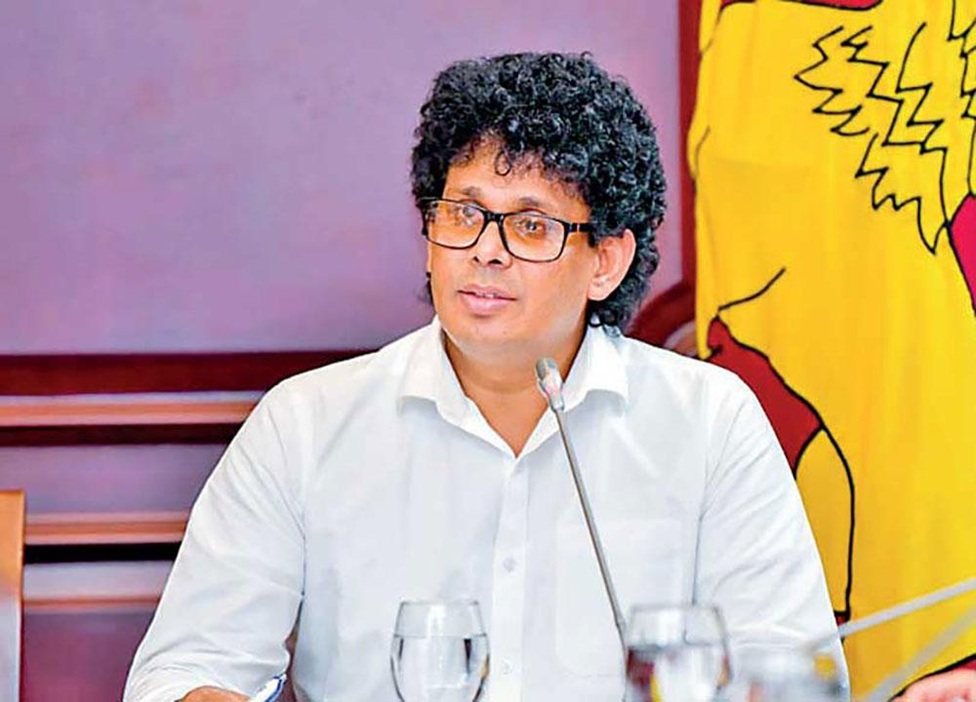 ආර්ථික මධ්‍යස්ථාන පහක් ඒකාබද්ධ කර නව සමාගමක් පිහිටුවීම: ඇමැතිගේ සැලසුමට ව්‍යාපාරික ප්‍රජාවවේ දැඩි විරෝධය